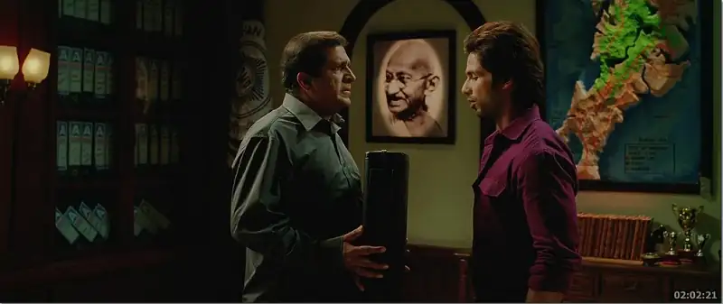 screenshot b65dd2 phata poster nikhla hero 2013