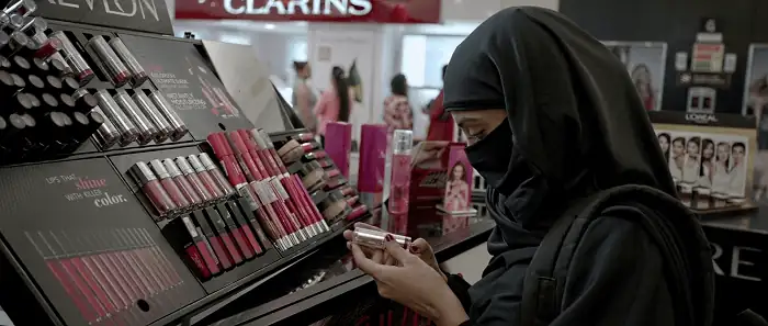 screenshot bb38af lipstick under my burkha 2017
