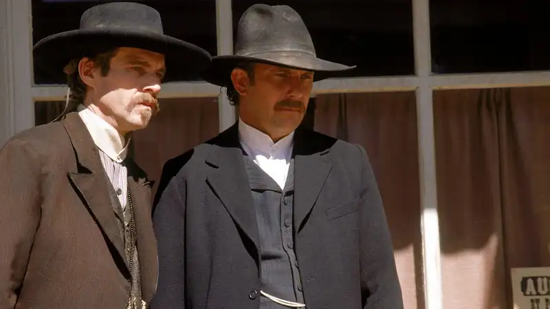 download wyatt earp (1994) bluray {english with subtitles} full movie 480p [750mb] | 720p [1.5gb]