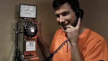 download deadly closure (2010) bluray dual audio {hindi-english} 480p [400mb] | 720p [1.2gb]