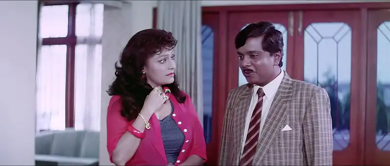 screenshot c8dd26 aankhen 1993