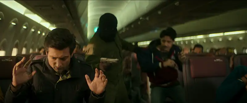 screenshot ce091c chor nikal ke bhaga netflix original 2023