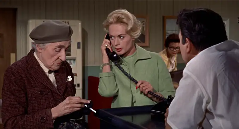 download the birds (1963) dual audio {hindi-english} 480p [400mb] | 720p [1.2gb] | 1080p [2.5gb]