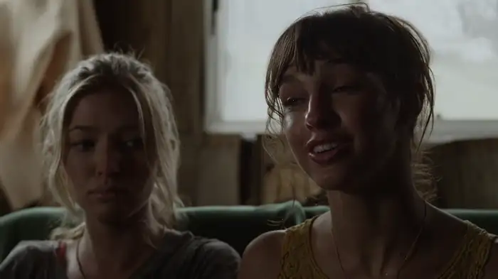 download earthfall (2015) dual audio {hindi-english} 480p [300mb] | 720p [1gb]