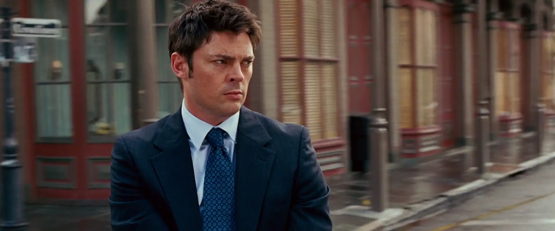 download red (2010) dual audio {hindi-english} 480p [350mb] | 720p [800mb] | 1080p [1.6gb]