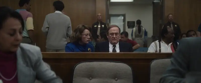 download dahmer – monster: the jeffrey dahmer story (2022) season 1 dual audio {hindi-english} 480p | 720p | 1080p web-dl