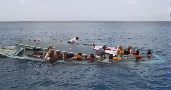 download cyclone (1978) dual audio {hindi-english} 480p [400mb] | 720p [1.2gb]