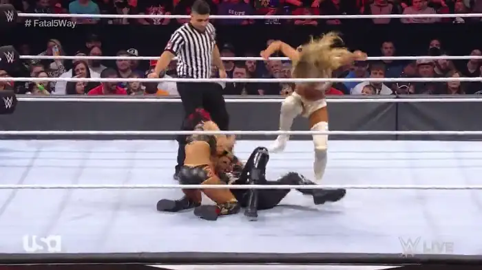 download wwe monday night raw 22nd november (2021) english full wwe show 480p [500mb] | 720p [1gb] hdrip