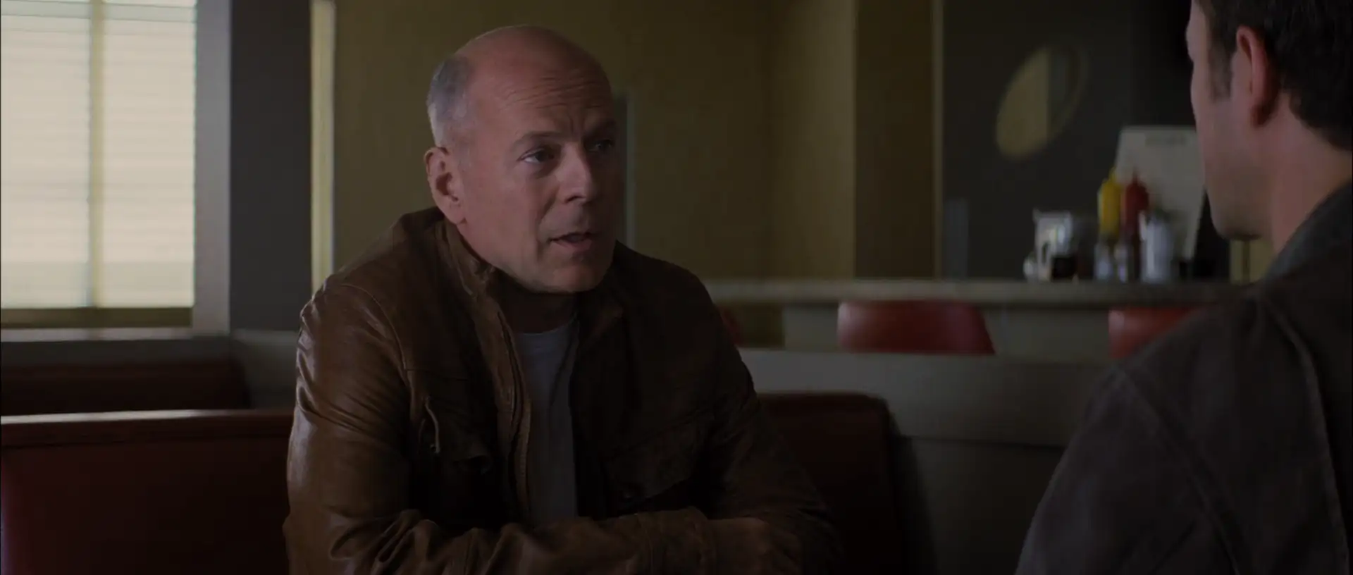 download looper (2012) dual audio {hindi-english} 480p [400mb] | 720p [1gb] | 1080p [2gb]