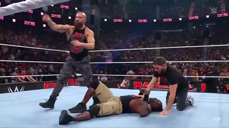 download wwe monday night raw - 11th march (2024) english full wwe show 480p [650mb] | 720p [1.2gb] hdrip