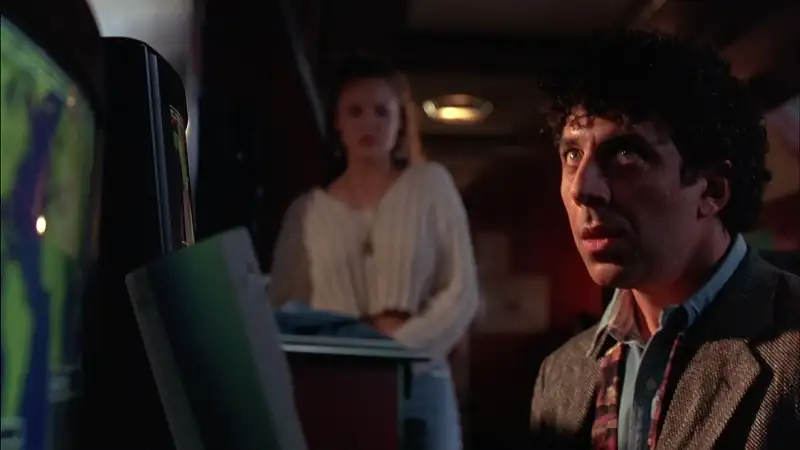 download under siege 2: dark territory (1995) dual audio {hindi-english} bluray 480p [450mb] | 720p [950mb] | 1080p [2.6gb]