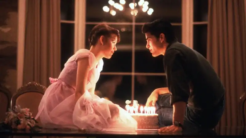download sixteen candles - remastered extended (1984) bluray dual audio {hindi-english} 480p [350mb] | 720p [850mb] | 1080p [2gb]