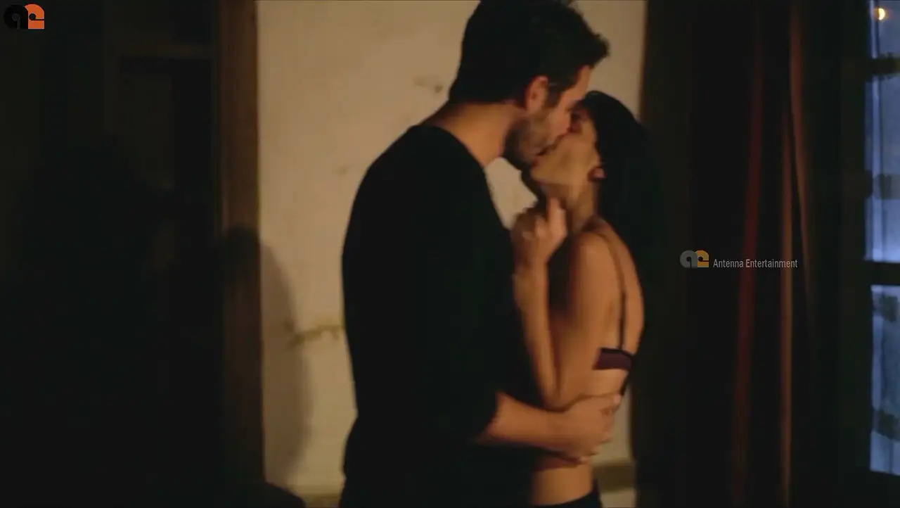 download azem: cin karasi (2014) movie in hindi dubbed 720p [450mb] hevc hdrip