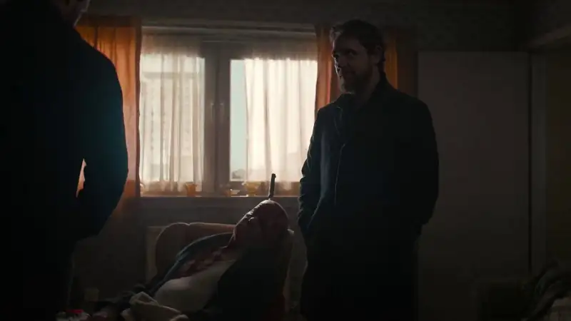 download dept. q - season 1 (2025) dual audio (hindi-english) netflix series 480p | 720p & 1080p web-dl