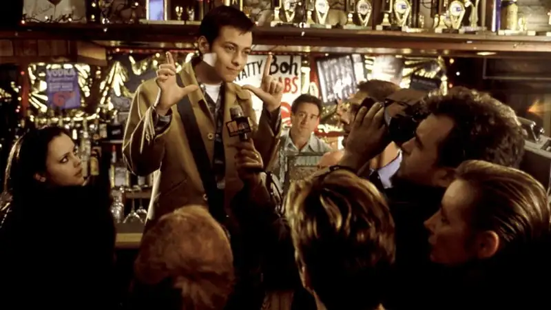 download pecker (1998) bluray {english with subtitles} full movie 480p [300mb] | 720p [700mb]